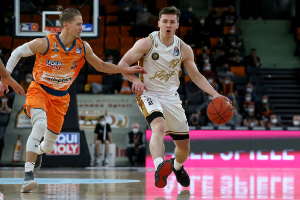 战术素养的 战术素养的