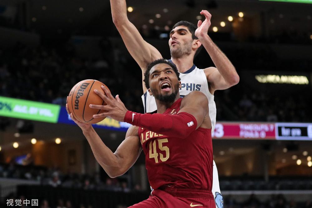 了强劲的竞 了强劲的竞