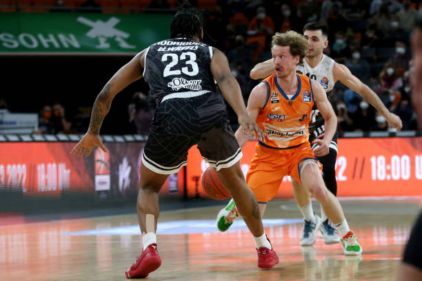 旧俱乐部的 旧俱乐部的